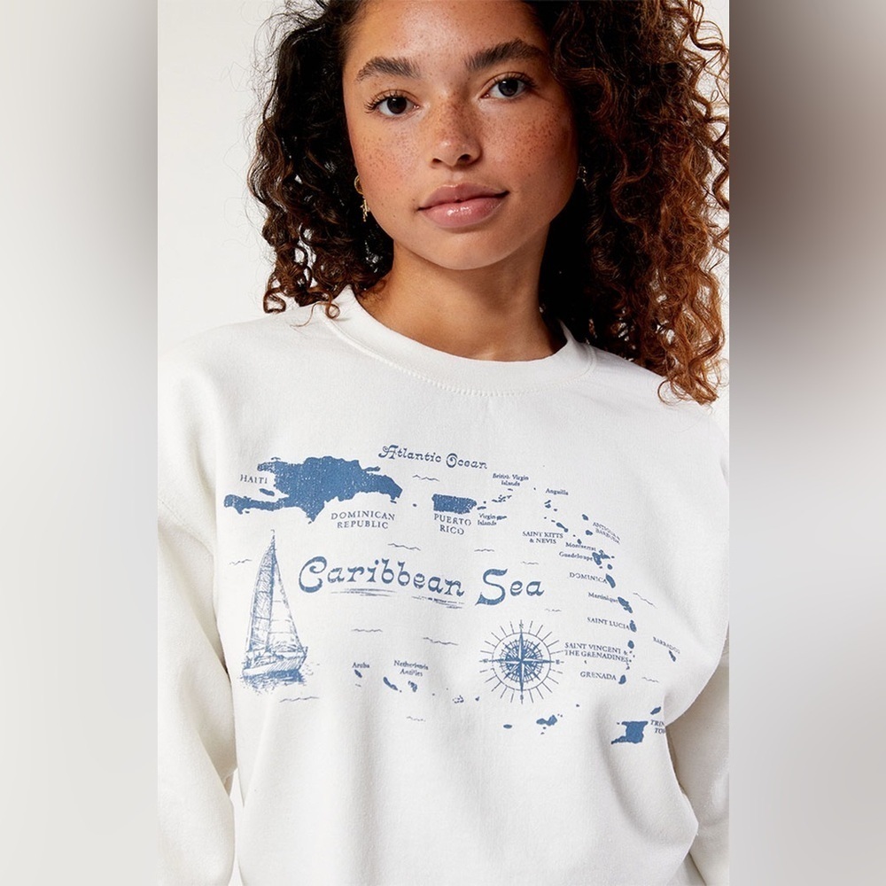 Women’s Golden Hour Caribbean Sea Crew Neck Sweatshirt in Color Cream Size XS/S - Picture 2 of 4